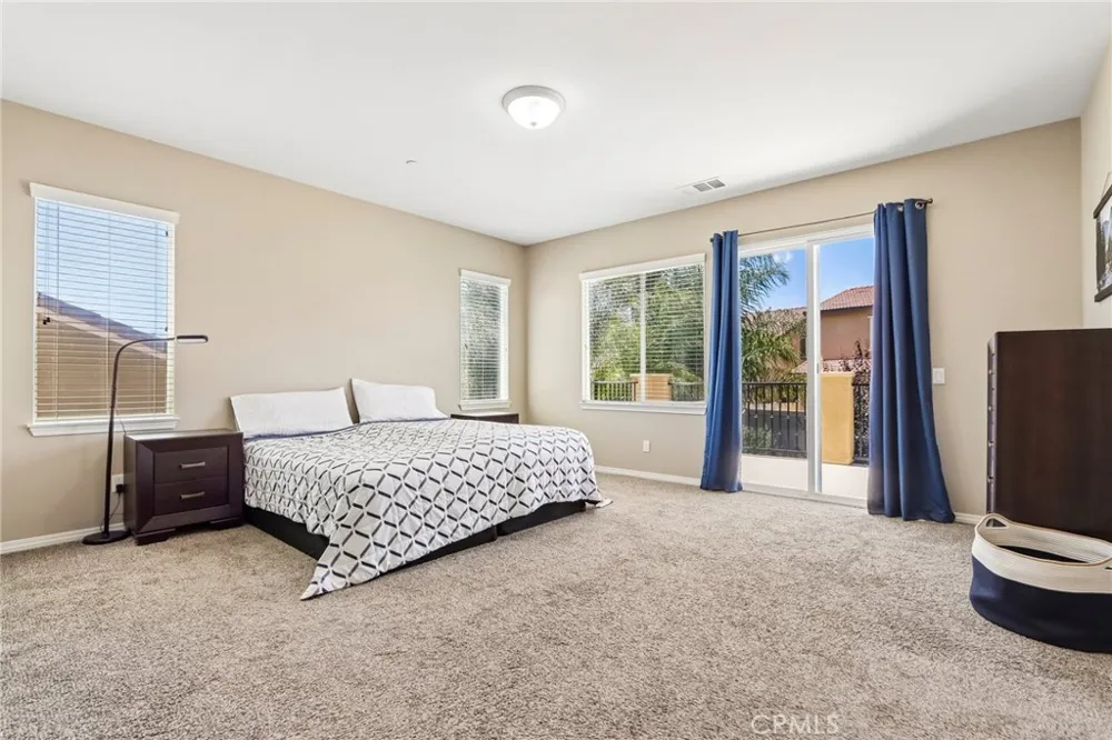 44228 Nighthawk Temecula, CA 92592