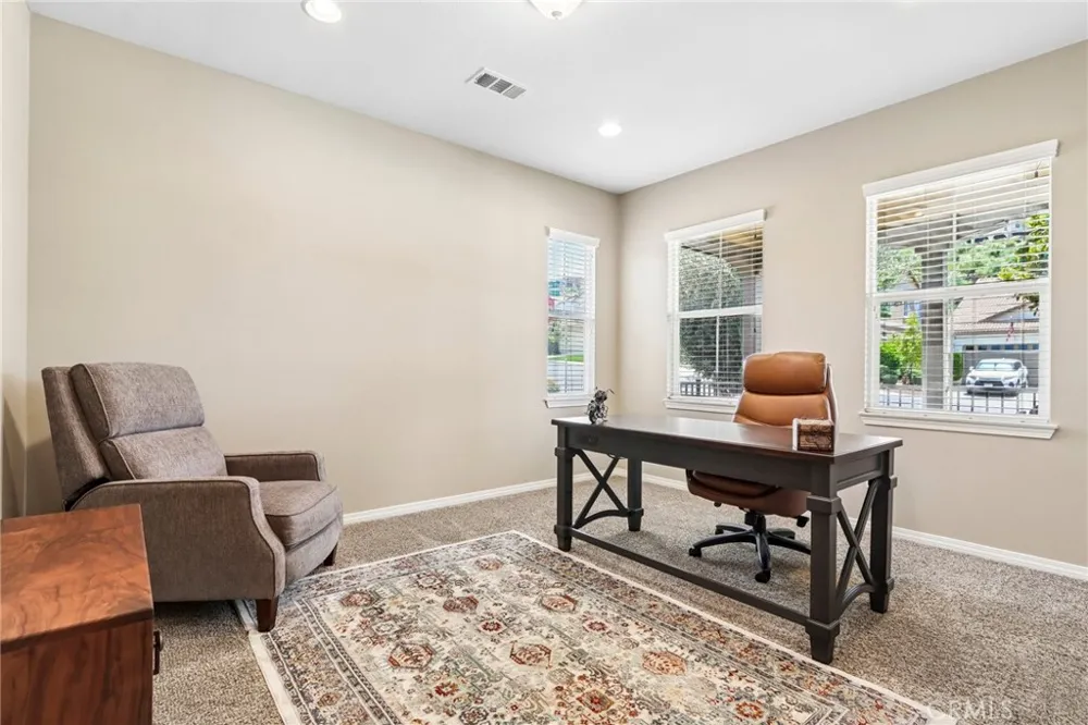 44228 Nighthawk Temecula, CA 92592