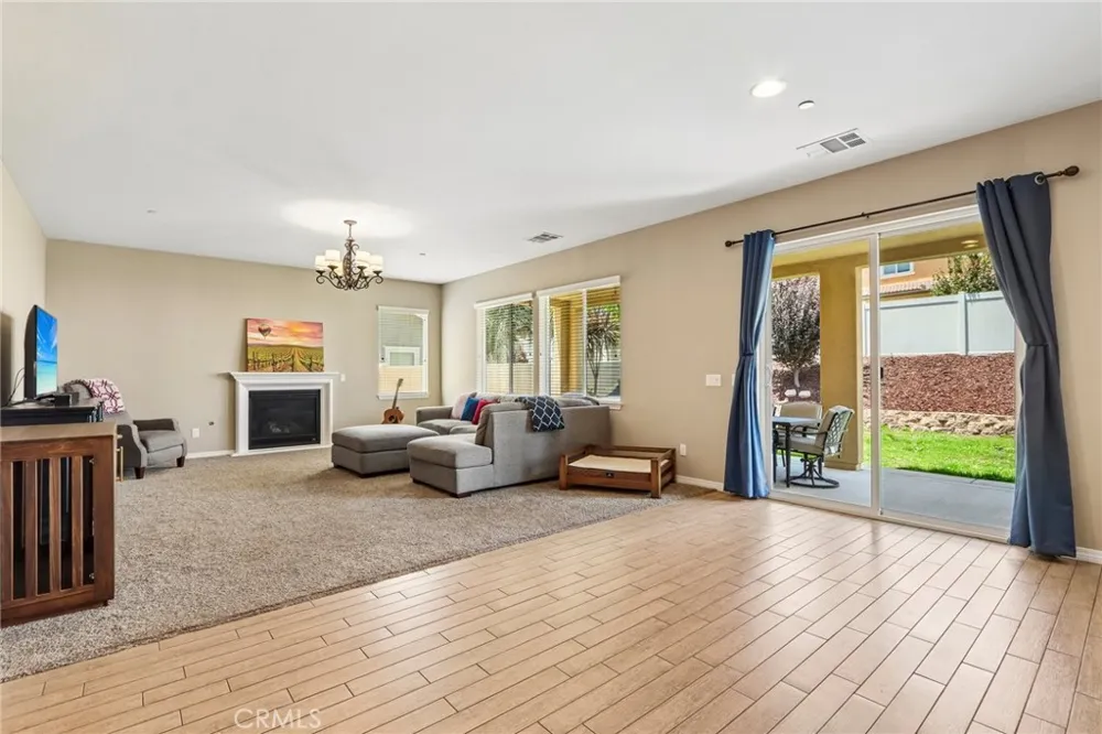 44228 Nighthawk Temecula, CA 92592