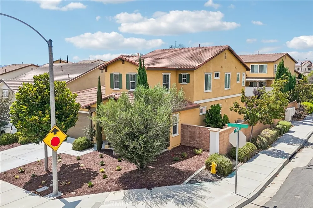 44228 Nighthawk Temecula, CA 92592