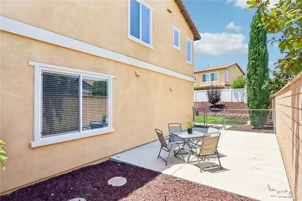 44228 Nighthawk Temecula, CA 92592