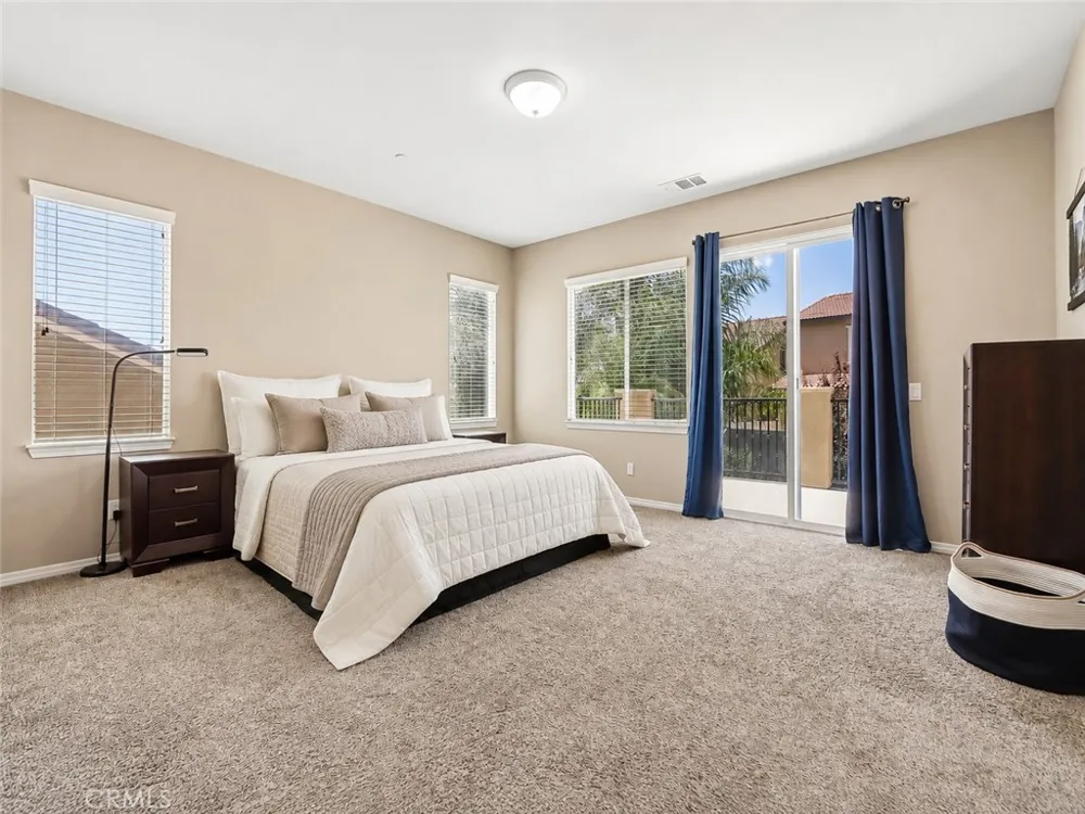 44228 Nighthawk Temecula, CA 92592