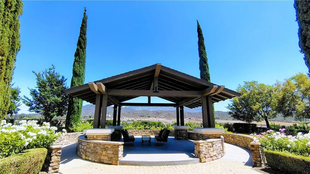 44228 Nighthawk Temecula, CA 92592