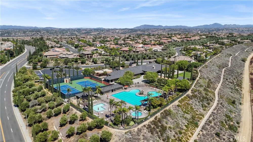 44228 Nighthawk Temecula, CA 92592