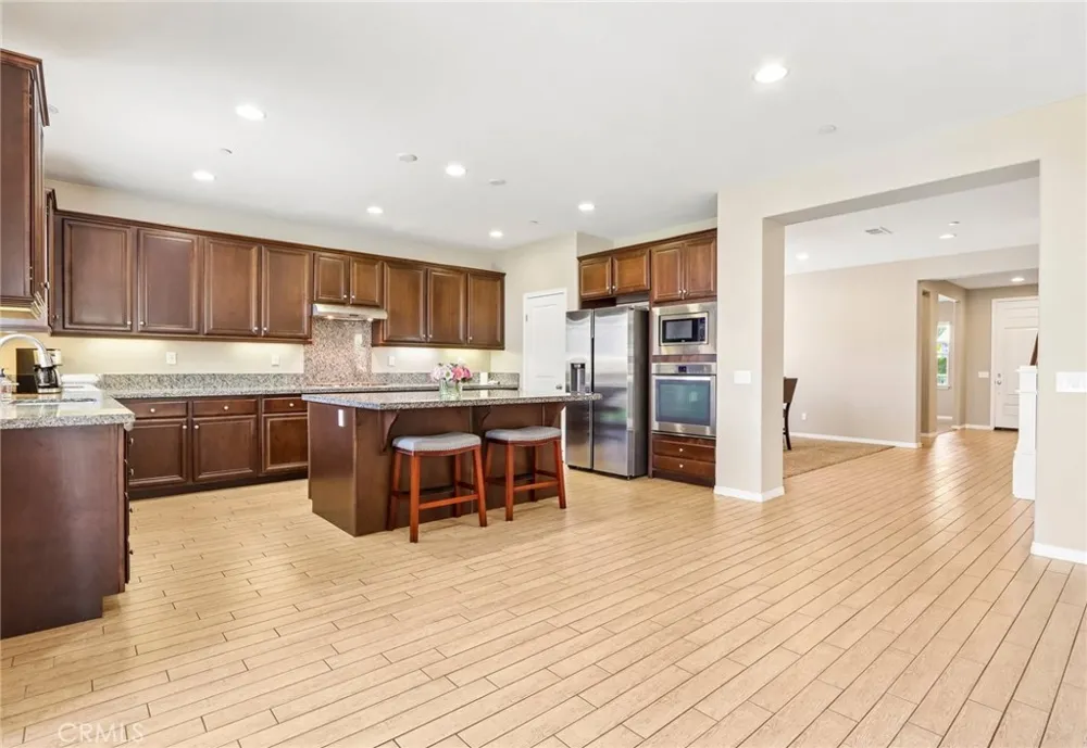 44228 Nighthawk Temecula, CA 92592
