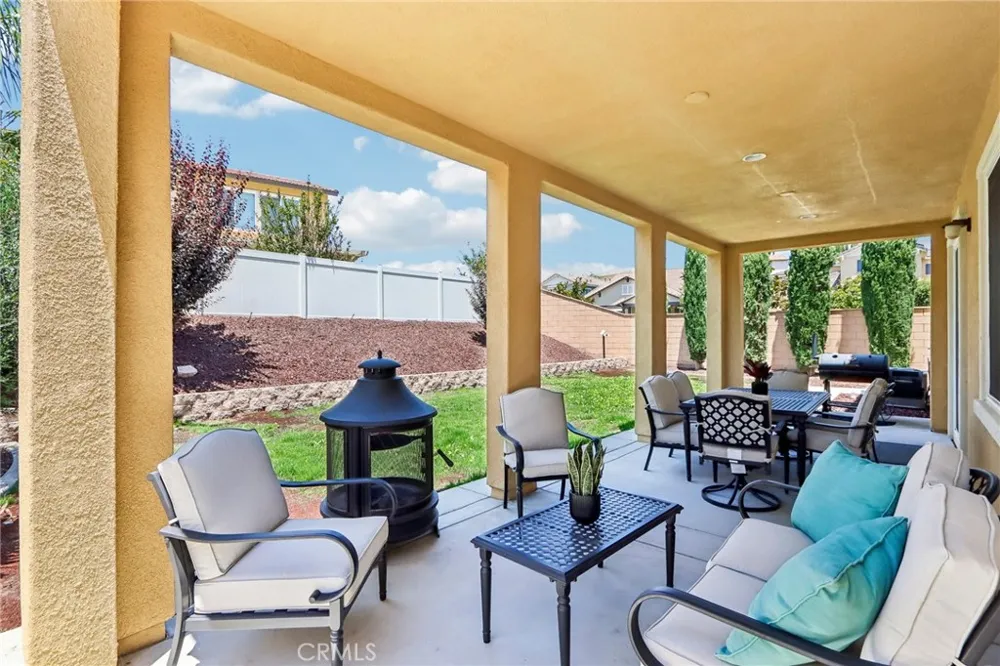 44228 Nighthawk Temecula, CA 92592