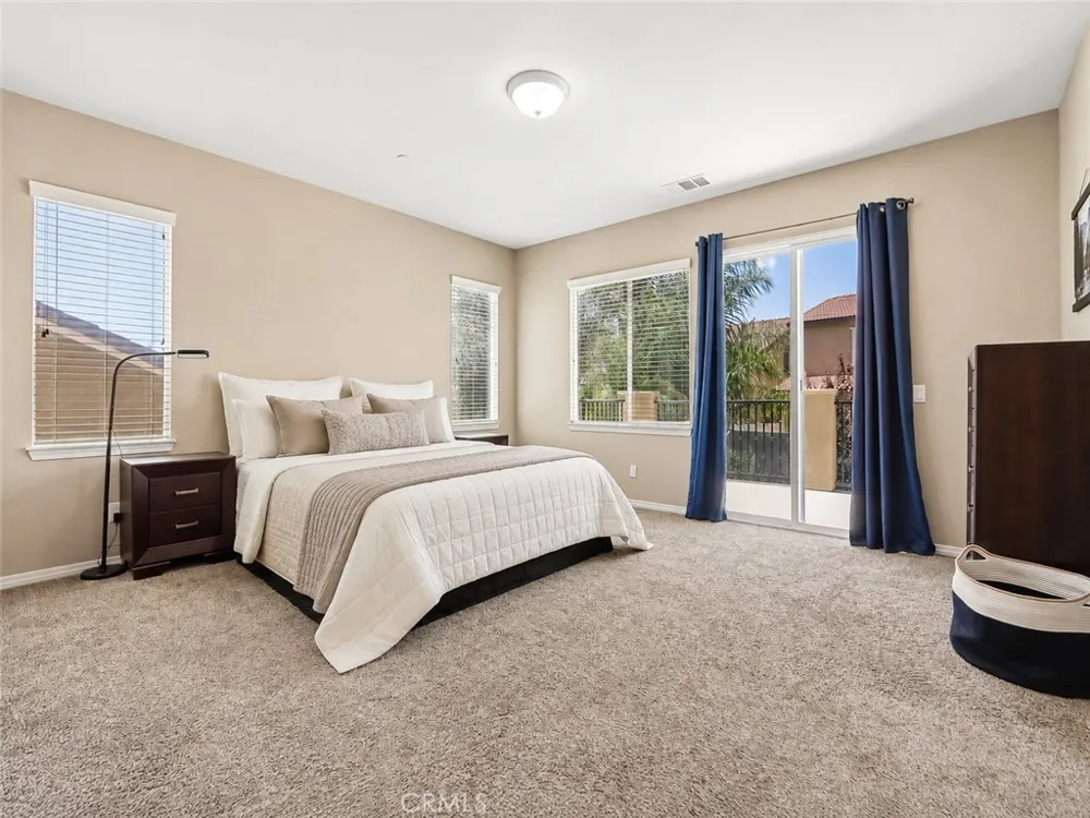 44228 Nighthawk Temecula, CA 92592