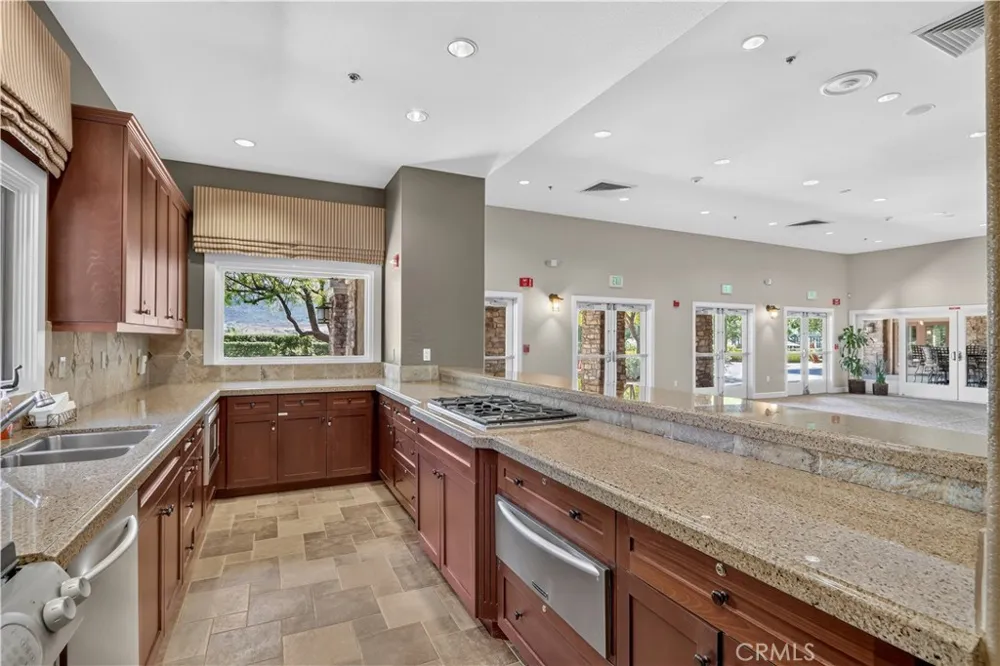 44228 Nighthawk Temecula, CA 92592