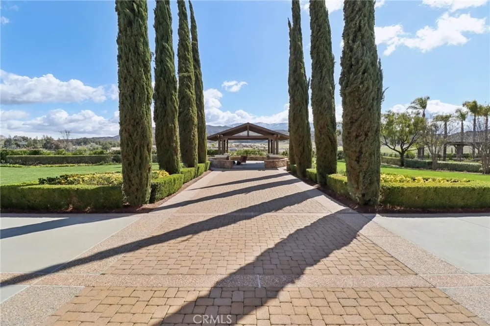 44228 Nighthawk Temecula, CA 92592