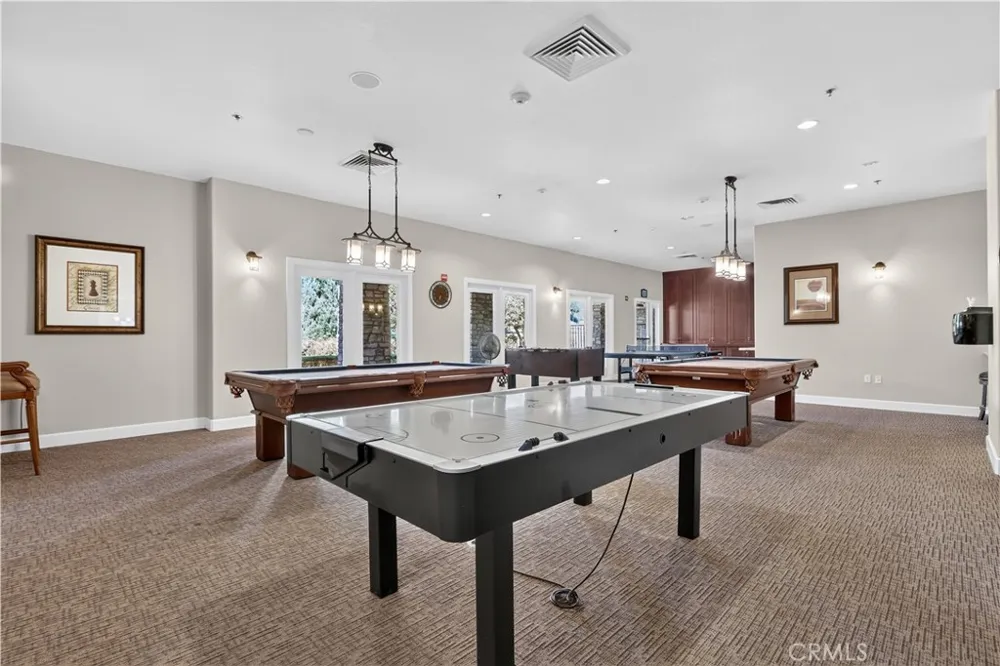44228 Nighthawk Temecula, CA 92592