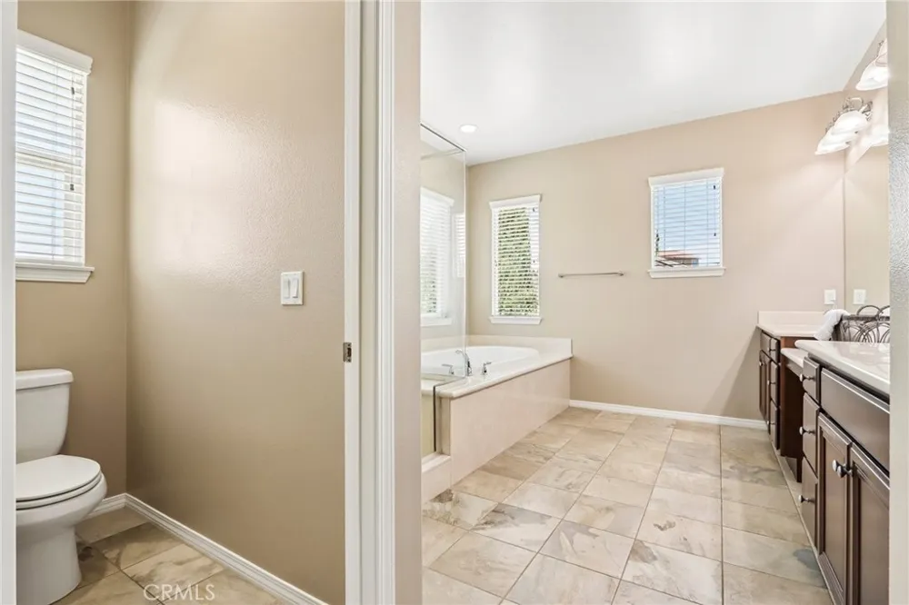 44228 Nighthawk Temecula, CA 92592