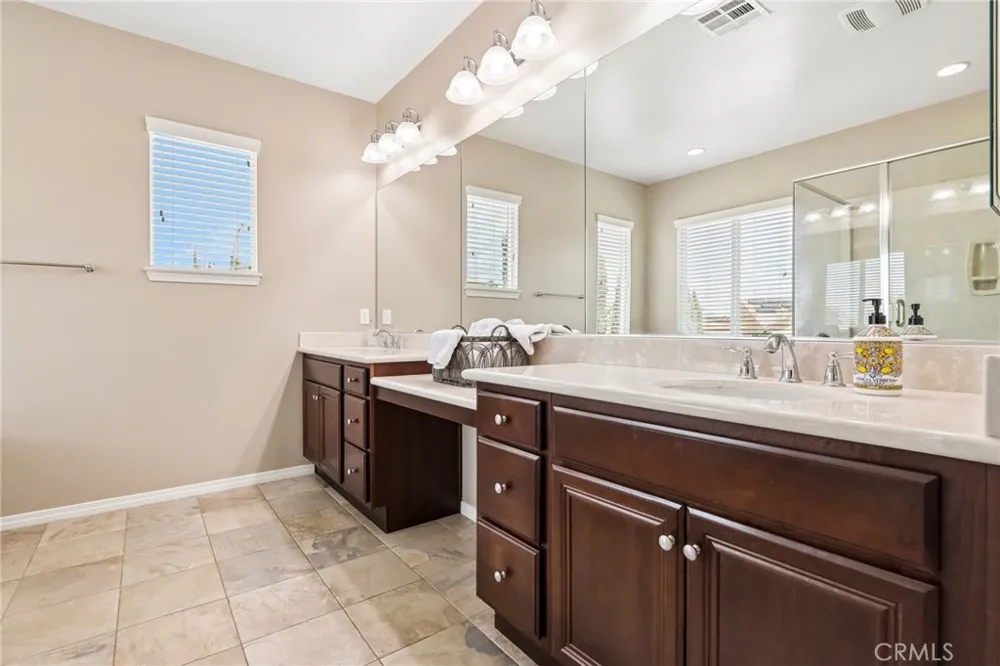 44228 Nighthawk Temecula, CA 92592