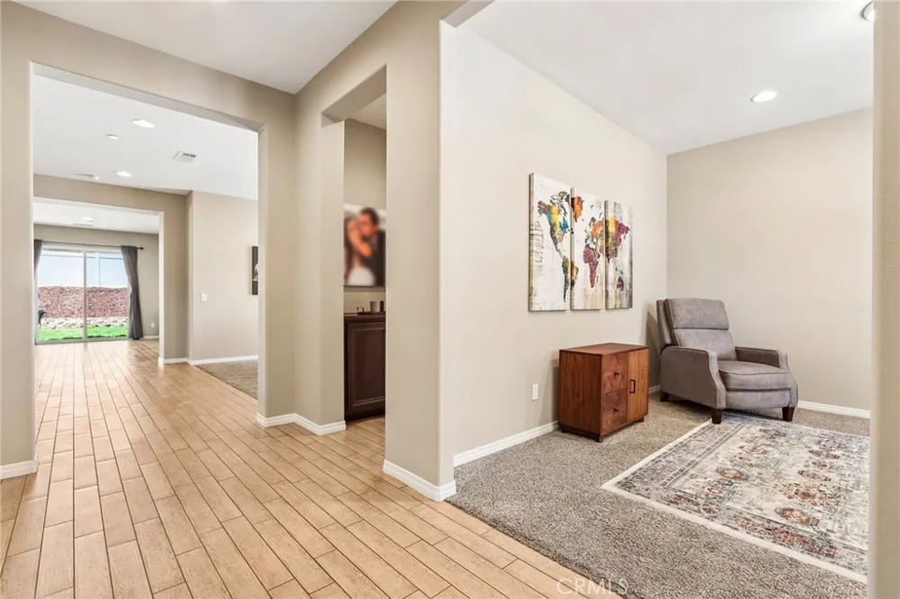 44228 Nighthawk Temecula, CA 92592