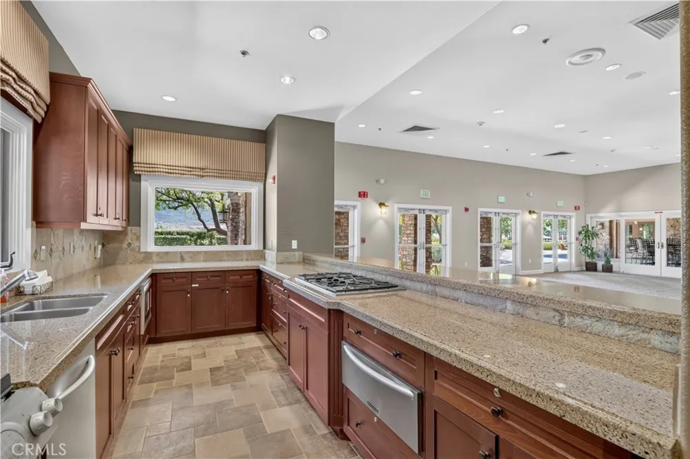 44228 Nighthawk Temecula, CA 92592