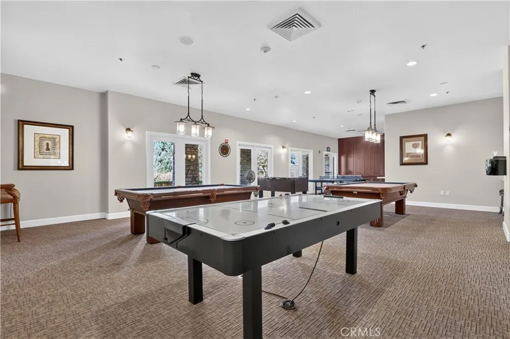 44228 Nighthawk Temecula, CA 92592