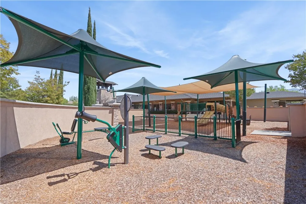 44228 Nighthawk Temecula, CA 92592