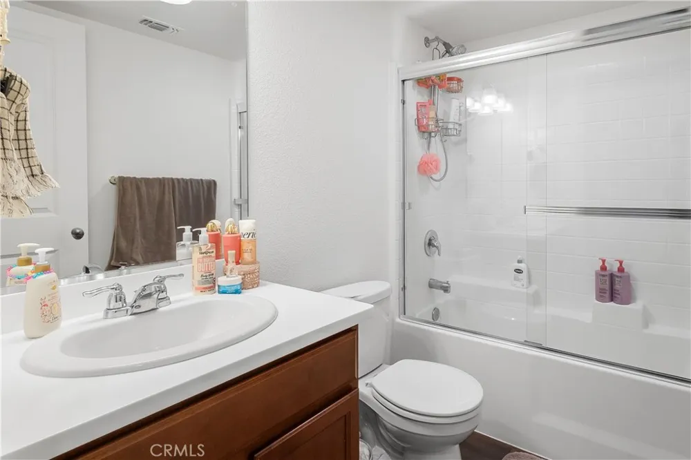 139 Sterling Los Banos, CA 93635