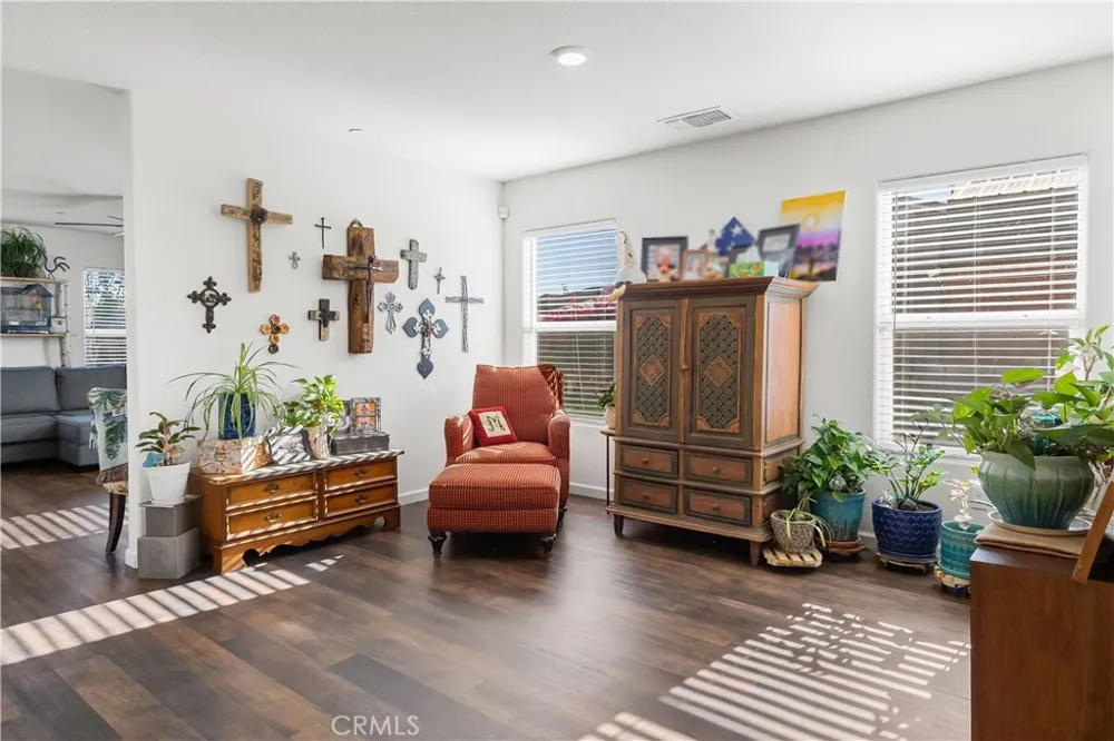 139 Sterling Los Banos, CA 93635