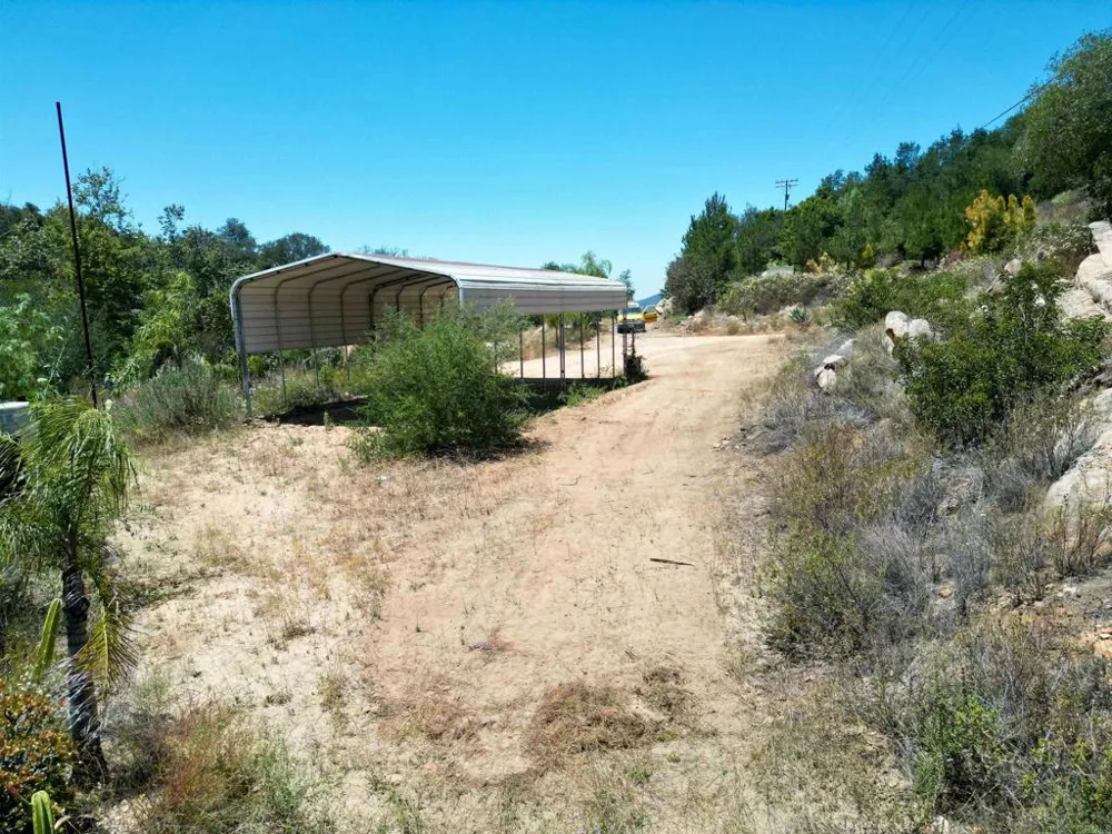 5589 Rainbow Creek Road Fallbrook, CA 92028