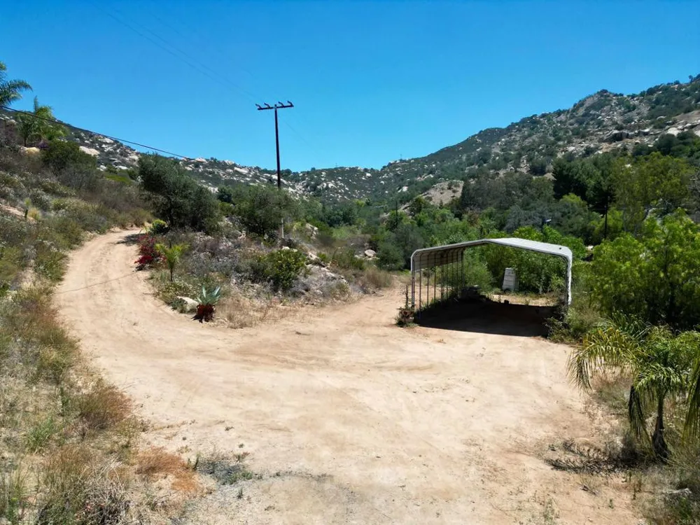 5589 Rainbow Creek Road Fallbrook, CA 92028