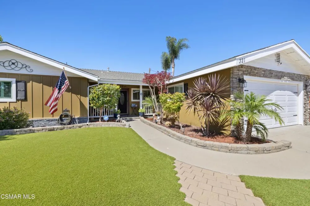 321 Pajaro Avenue Ventura, CA 93004