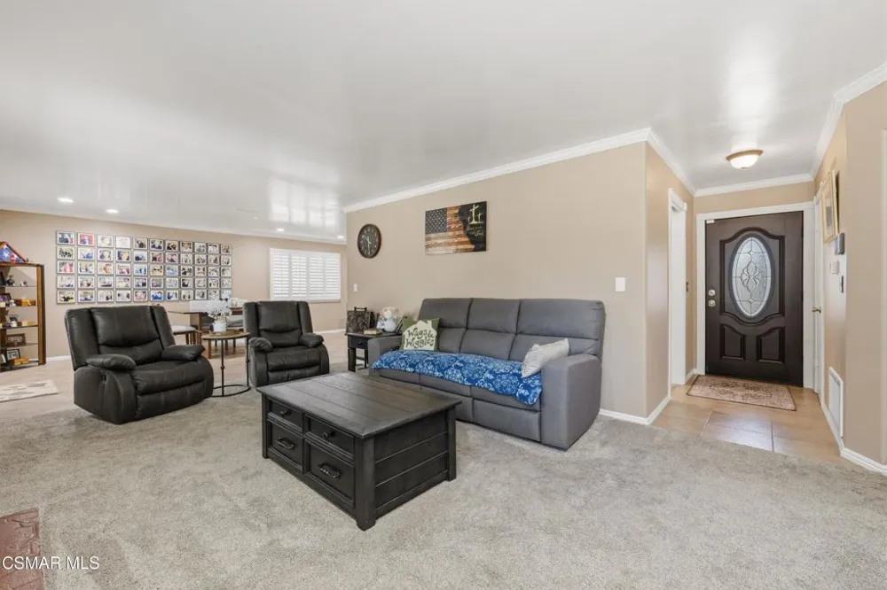 321 Pajaro Avenue Ventura, CA 93004
