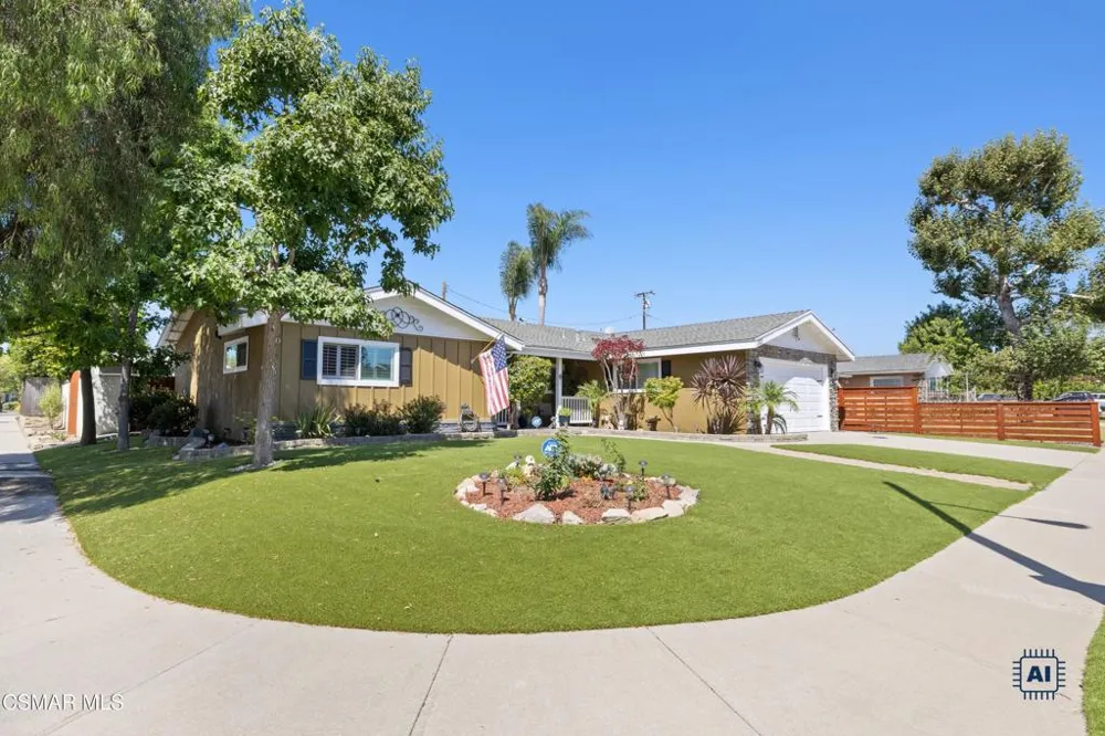 321 Pajaro Avenue Ventura, CA 93004