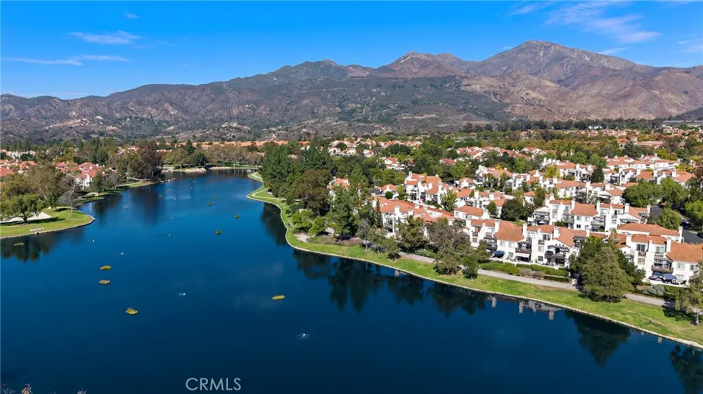 23 Via Honrado Rancho Santa Margarita, CA 92688