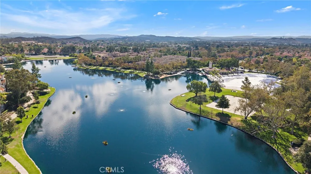 23 Via Honrado Rancho Santa Margarita, CA 92688
