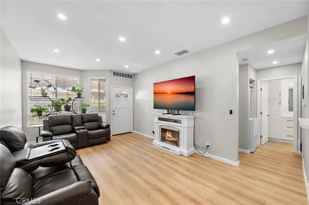 23 Via Honrado Rancho Santa Margarita, CA 92688