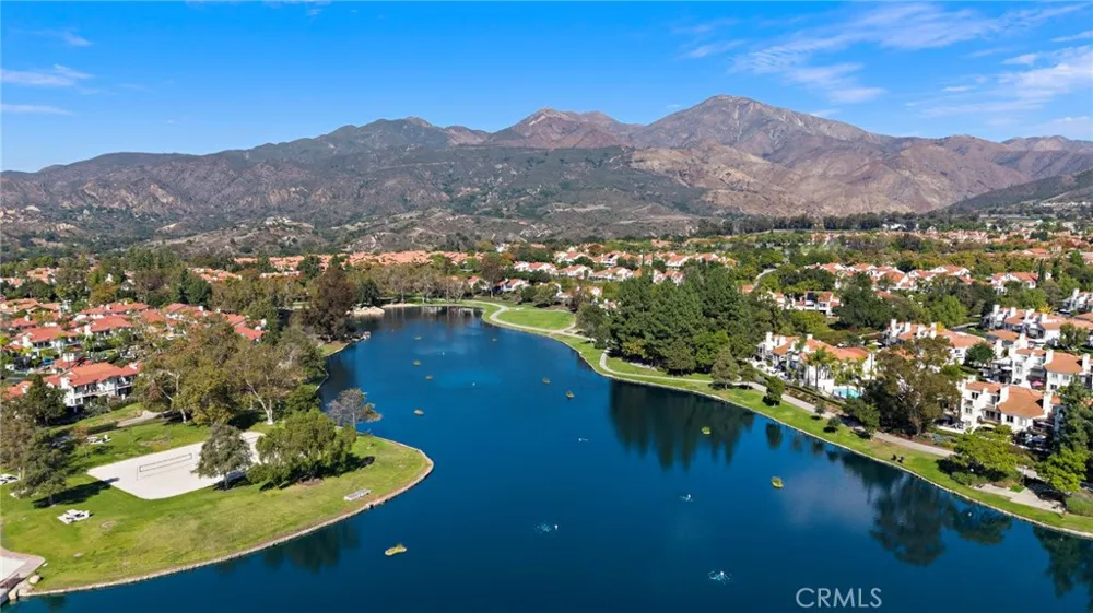 23 Via Honrado Rancho Santa Margarita, CA 92688