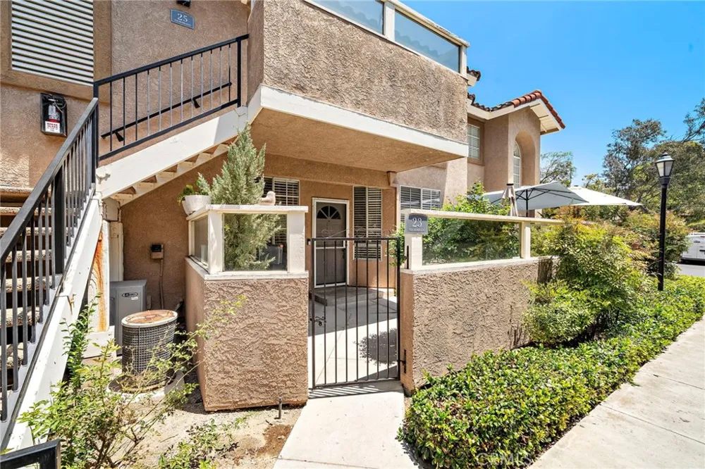 23 Via Honrado Rancho Santa Margarita, CA 92688