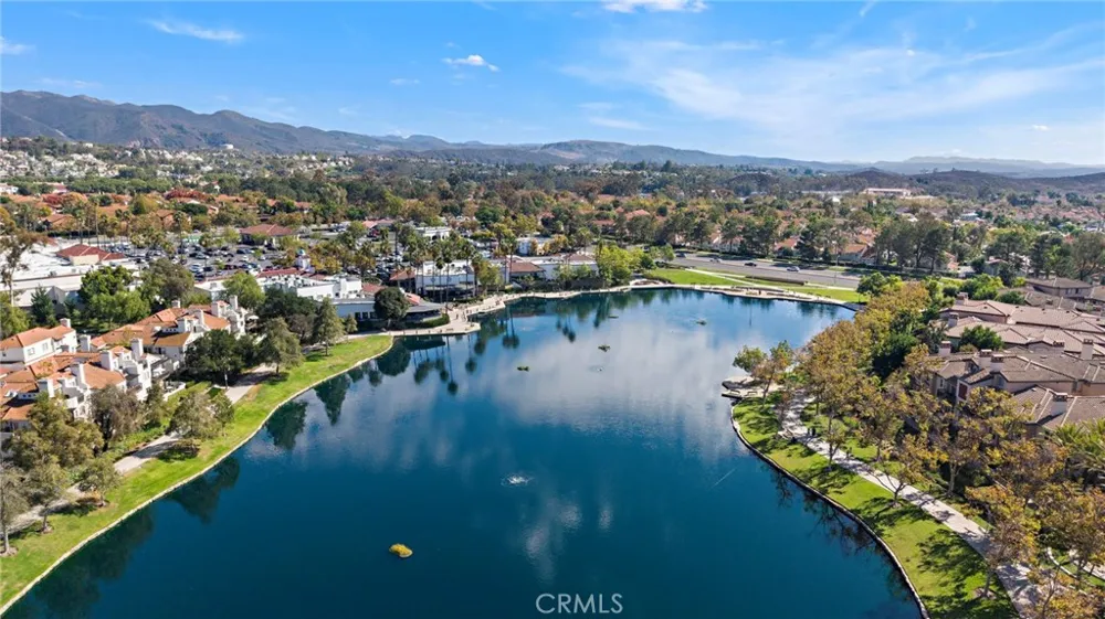 23 Via Honrado Rancho Santa Margarita, CA 92688