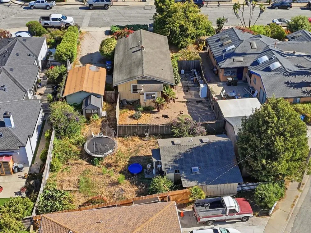 609 Trinity Avenue Seaside, CA 93955