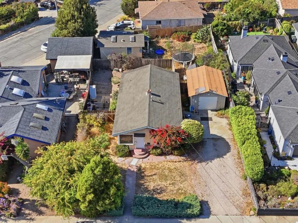 609 Trinity Avenue Seaside, CA 93955