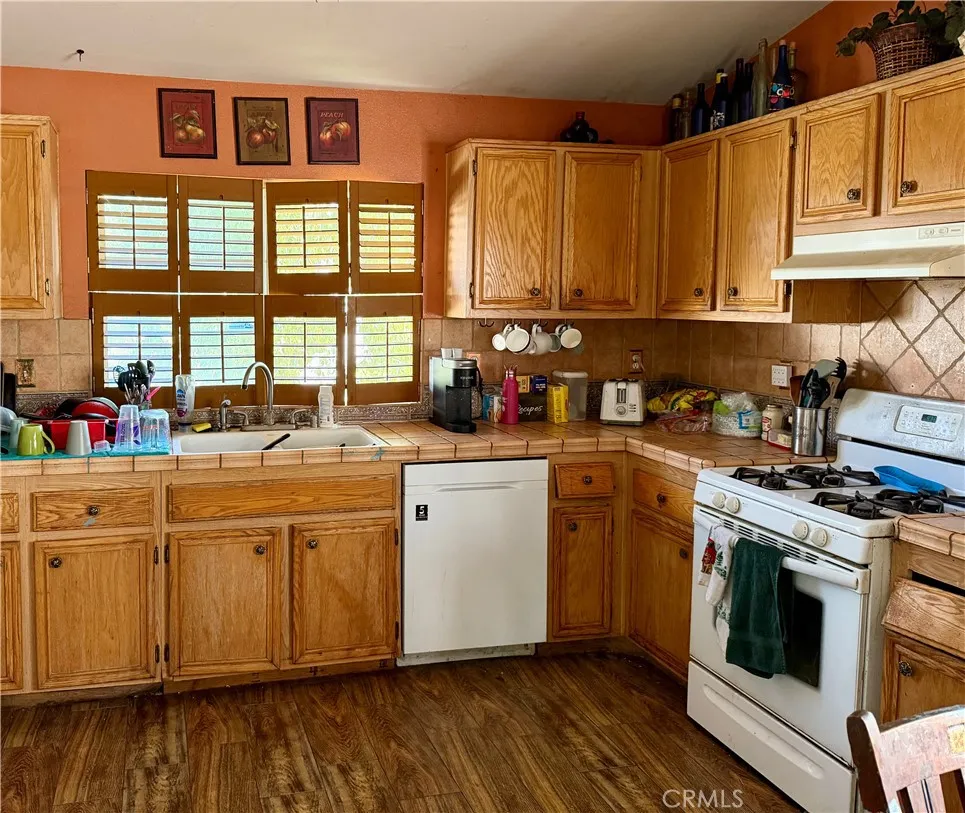 1460 Stratus San Jacinto, CA 92582