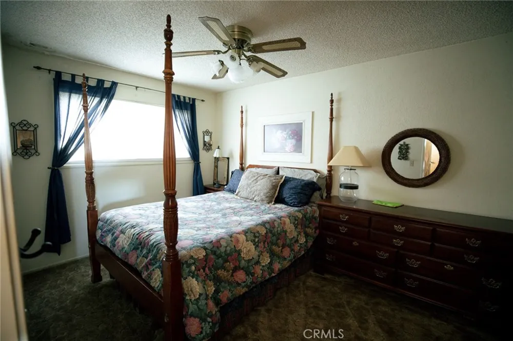 1239 Yosemite Lake Arrowhead, CA 92352