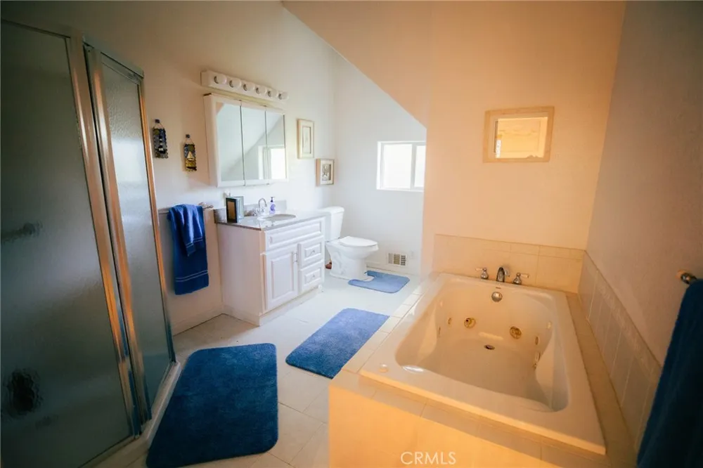 1239 Yosemite Lake Arrowhead, CA 92352
