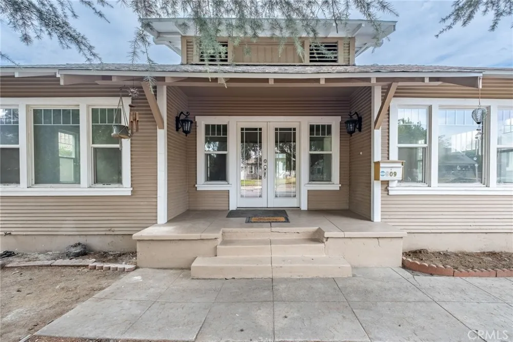 809 E Colton Redlands, CA 92374