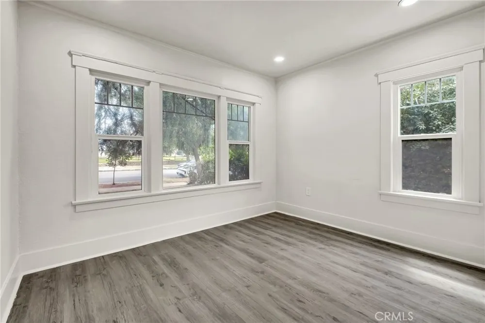 809 E Colton Redlands, CA 92374
