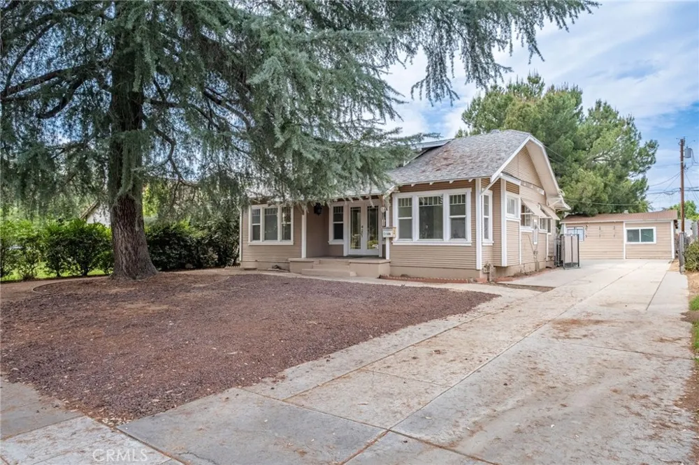 809 E Colton Redlands, CA 92374