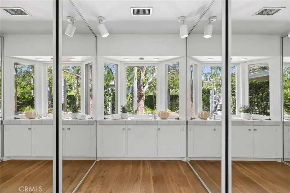 2639 Buckeye Street Newport Beach, CA 92660