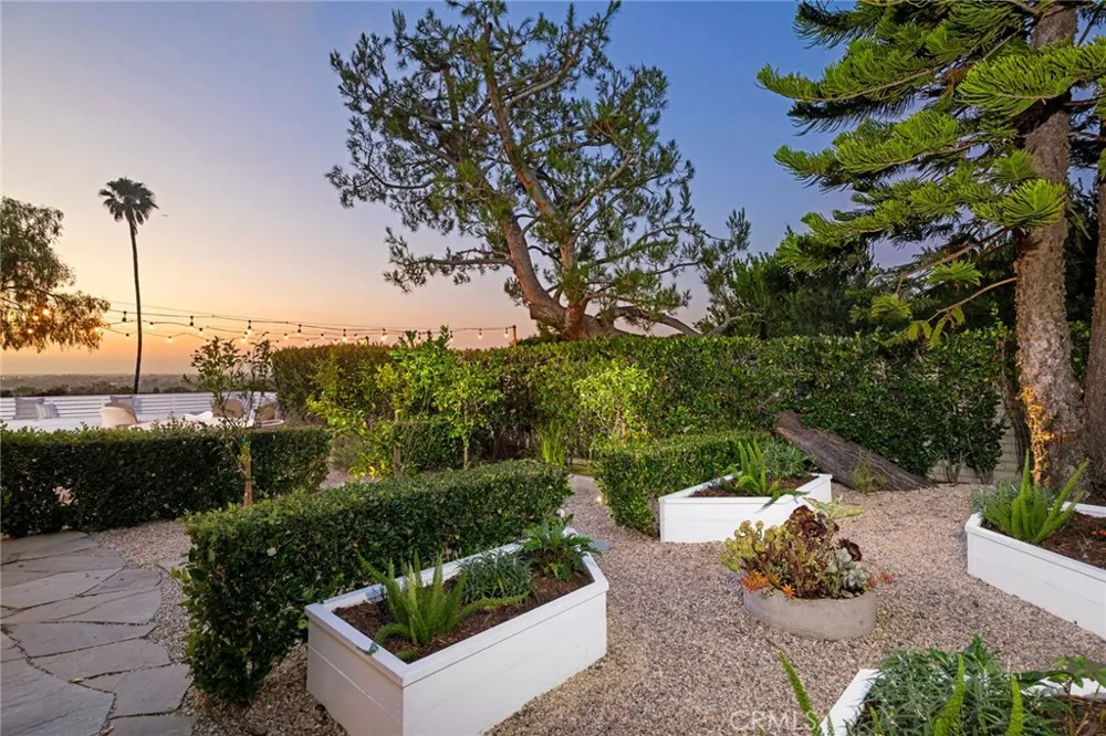 2639 Buckeye Street Newport Beach, CA 92660
