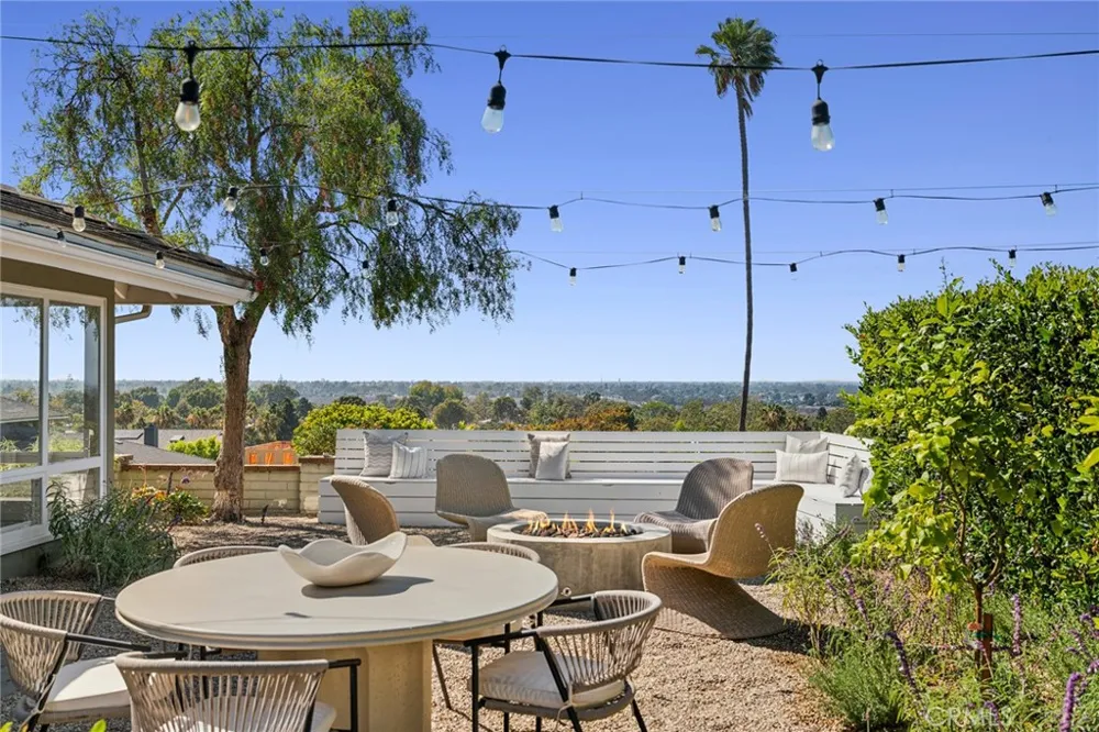 2639 Buckeye Street Newport Beach, CA 92660