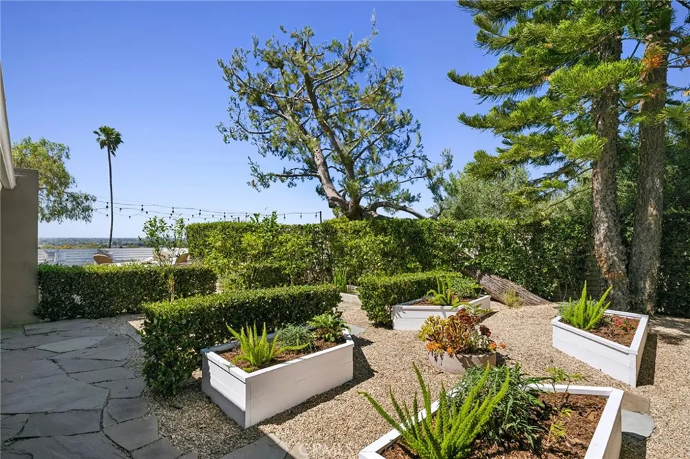 2639 Buckeye Street Newport Beach, CA 92660