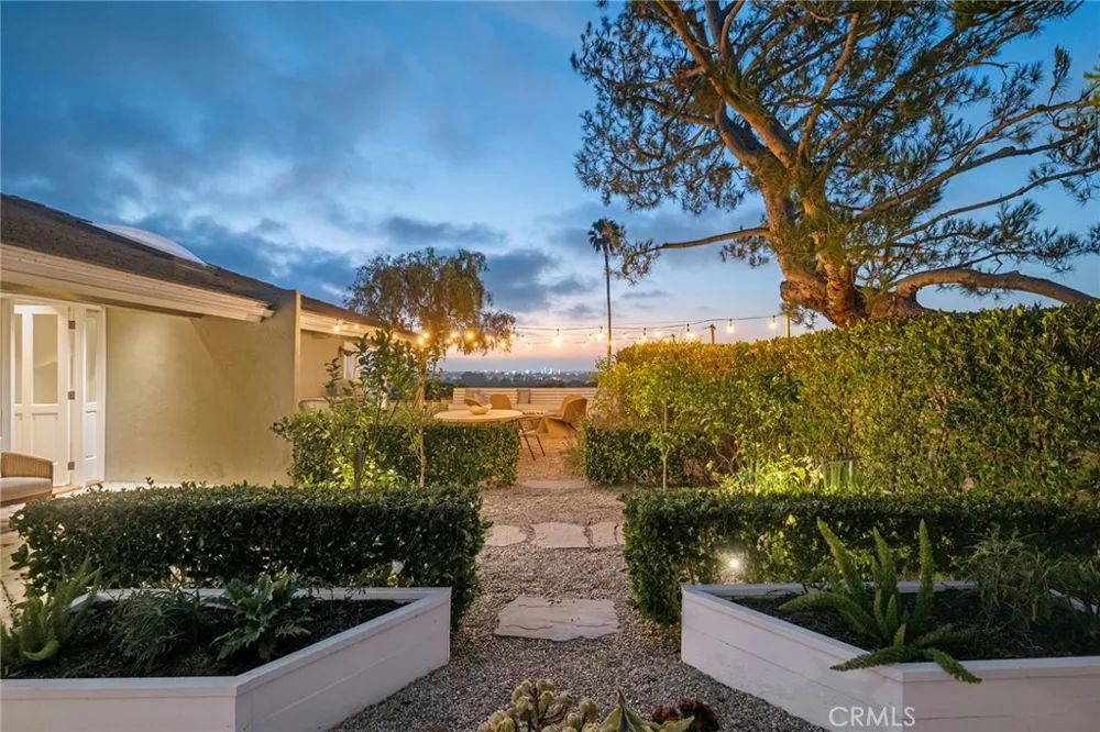 2639 Buckeye Street Newport Beach, CA 92660