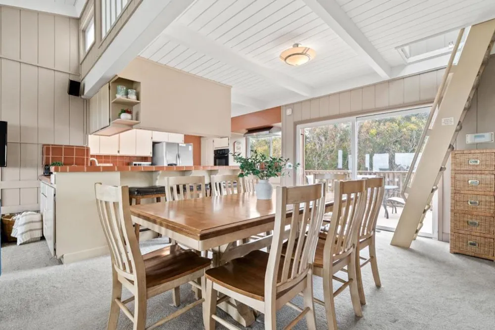 83 Puffin Lane Watsonville, CA 95076