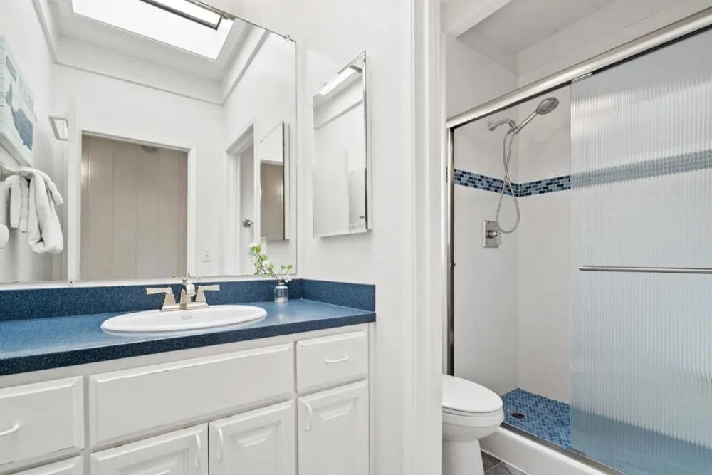 83 Puffin Lane Watsonville, CA 95076