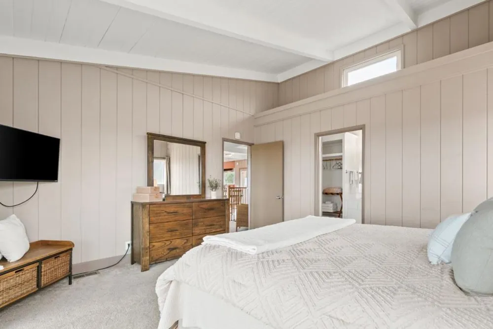 83 Puffin Lane Watsonville, CA 95076