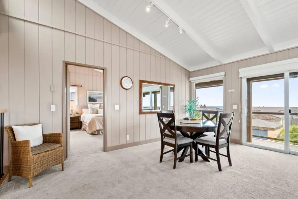 83 Puffin Lane Watsonville, CA 95076